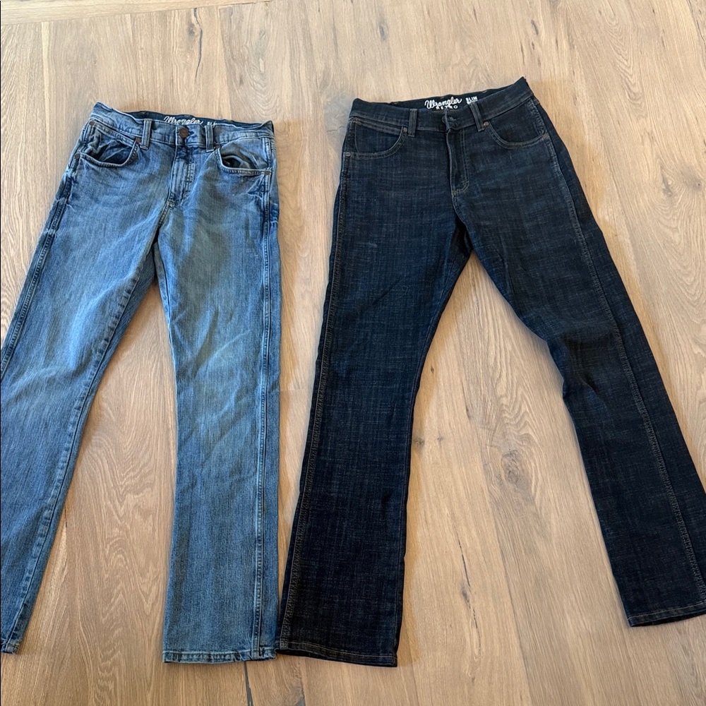 Wrangler Men's Slim Boot Jeans bundle in light blue and dark blue